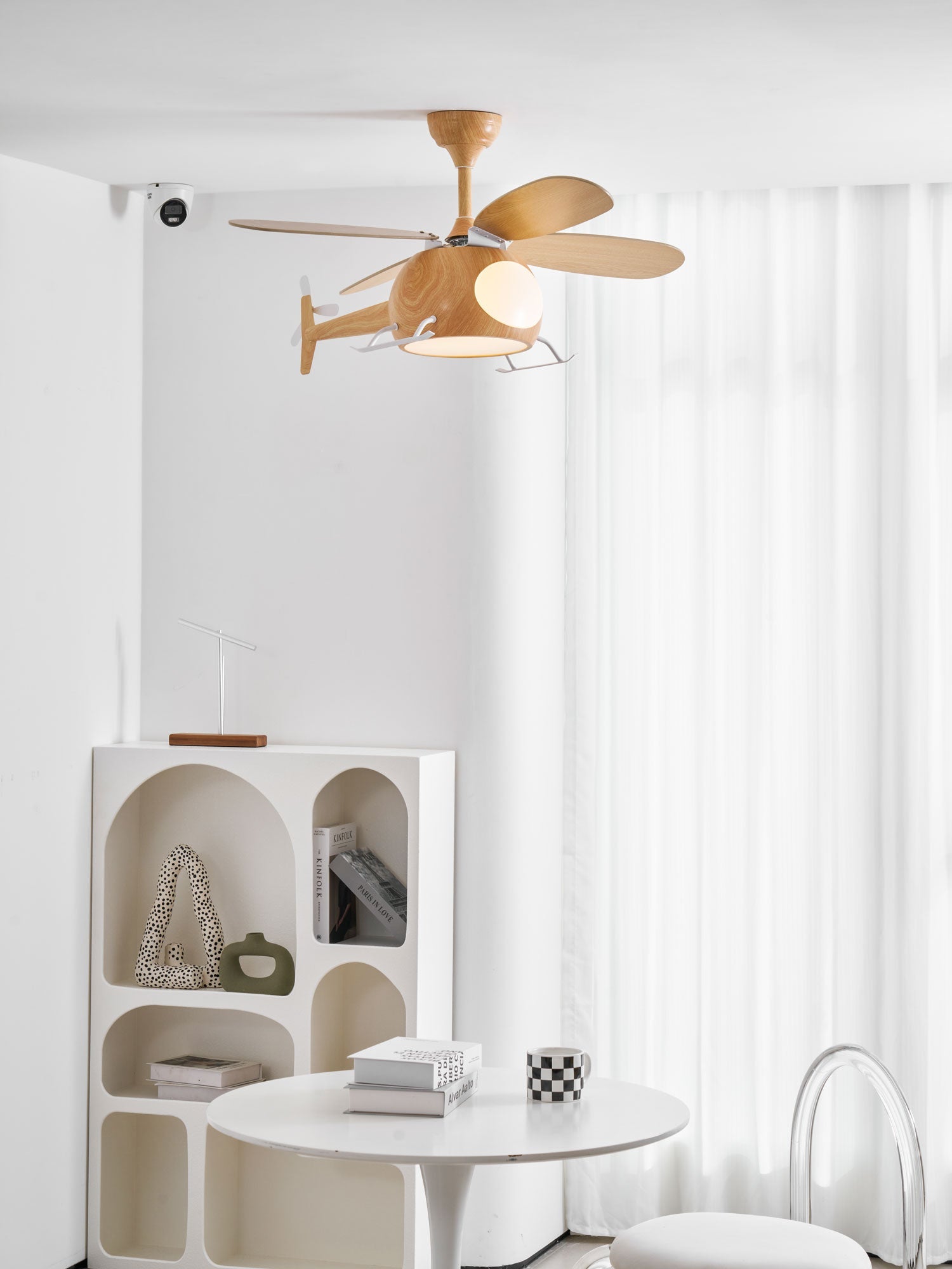 Yaralin Helicopter Ceiling Fan Light