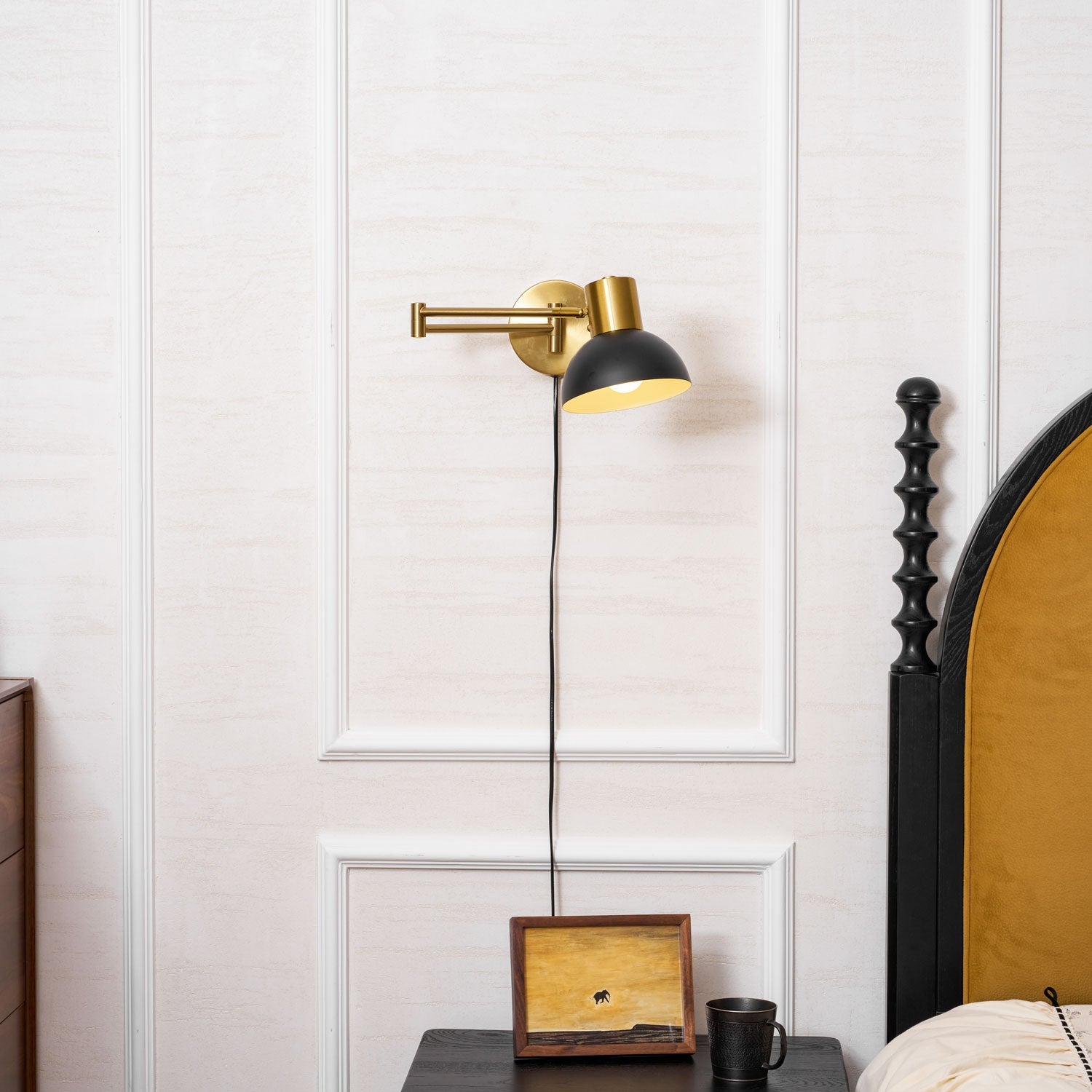 Paxdenko Adjustable Wall Light