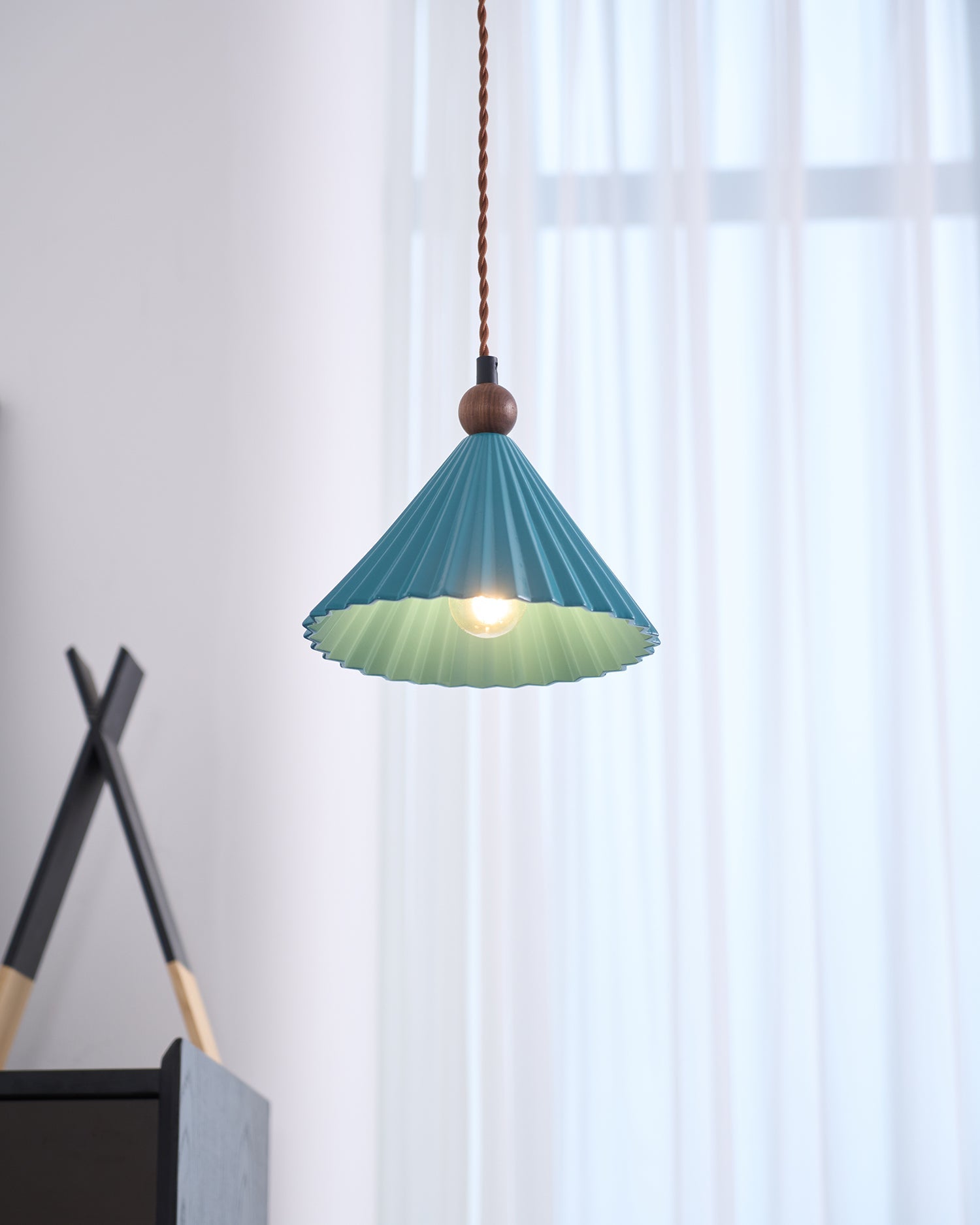 Solka Pendant Light