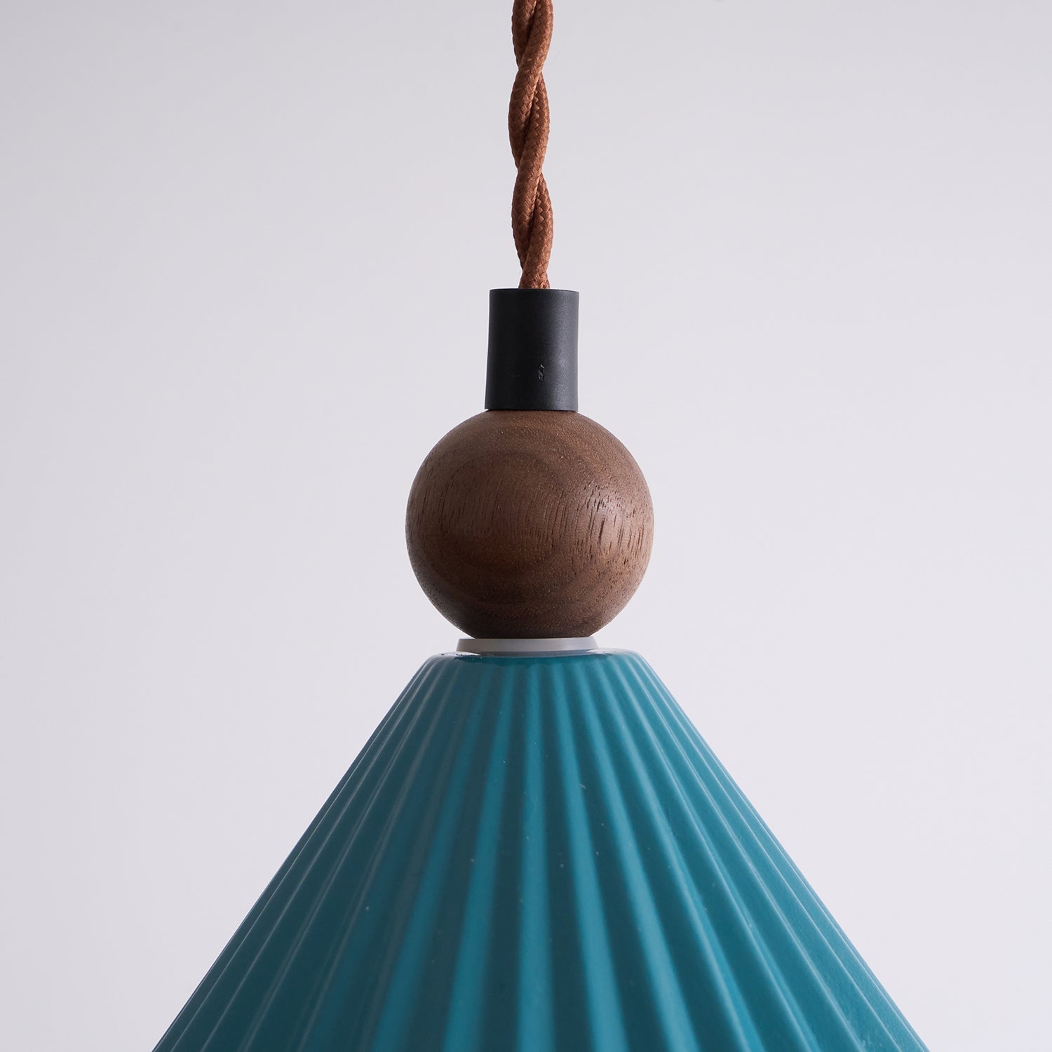 Solka Pendant Light