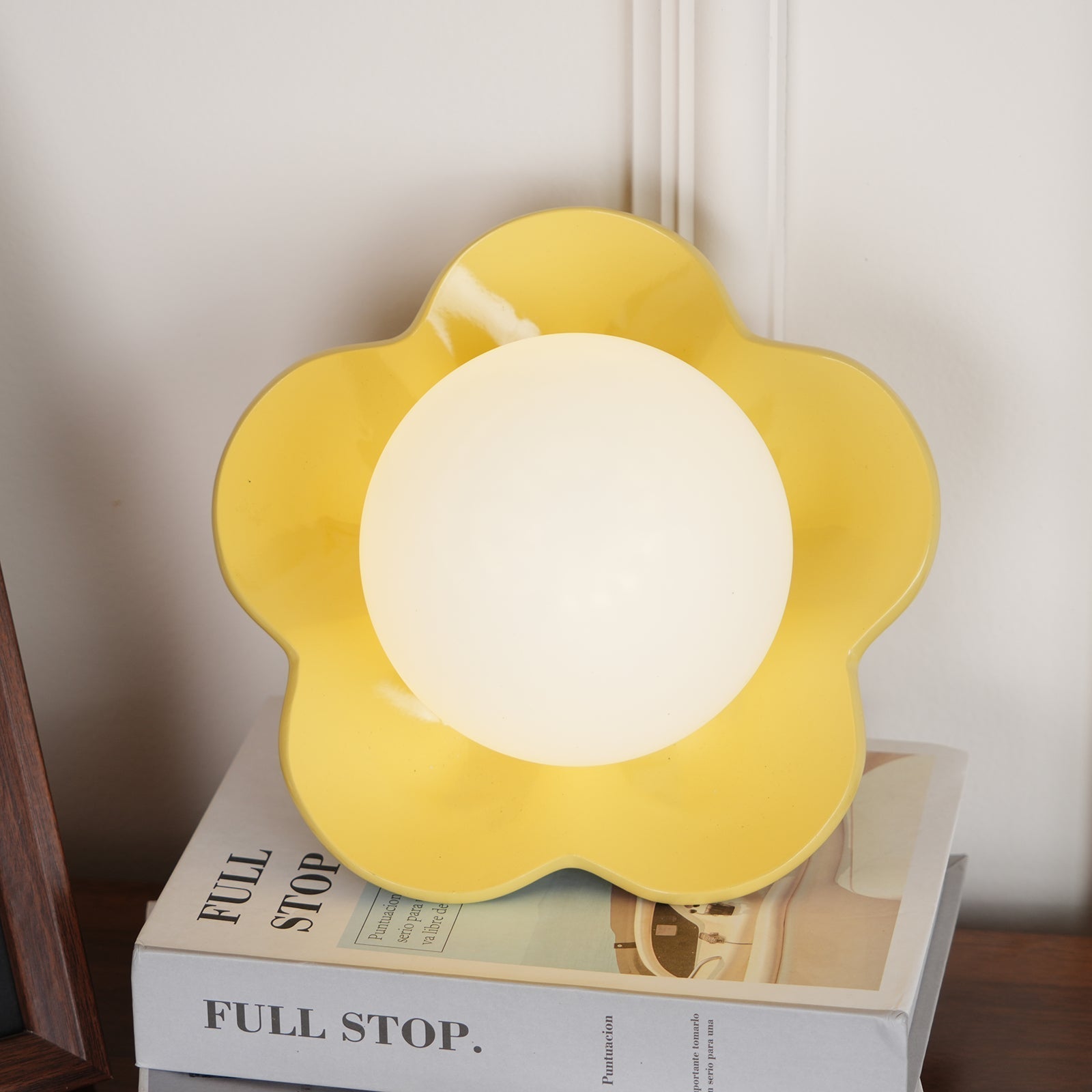 Marmar Flower Wall Light