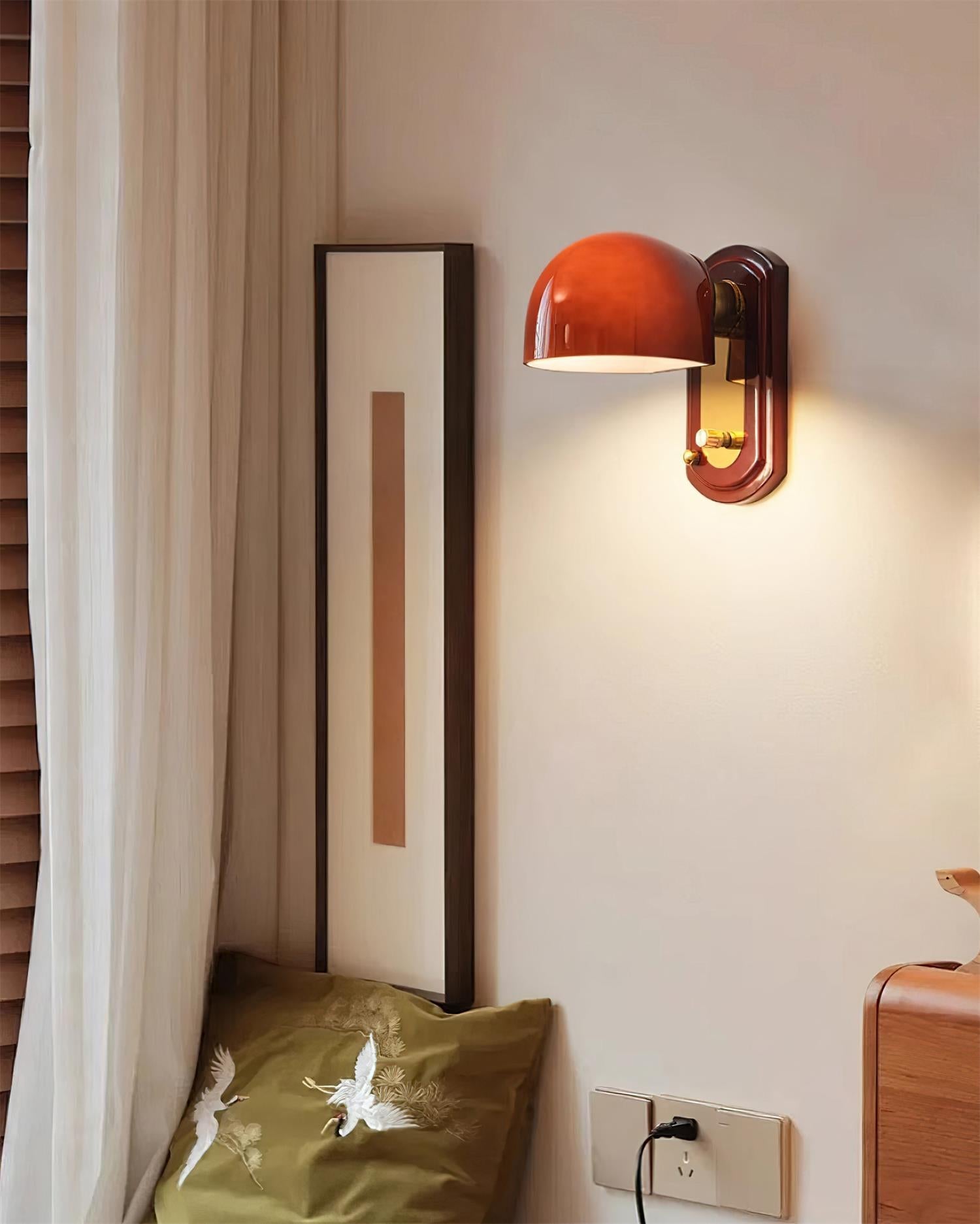 Calaro Wall Light