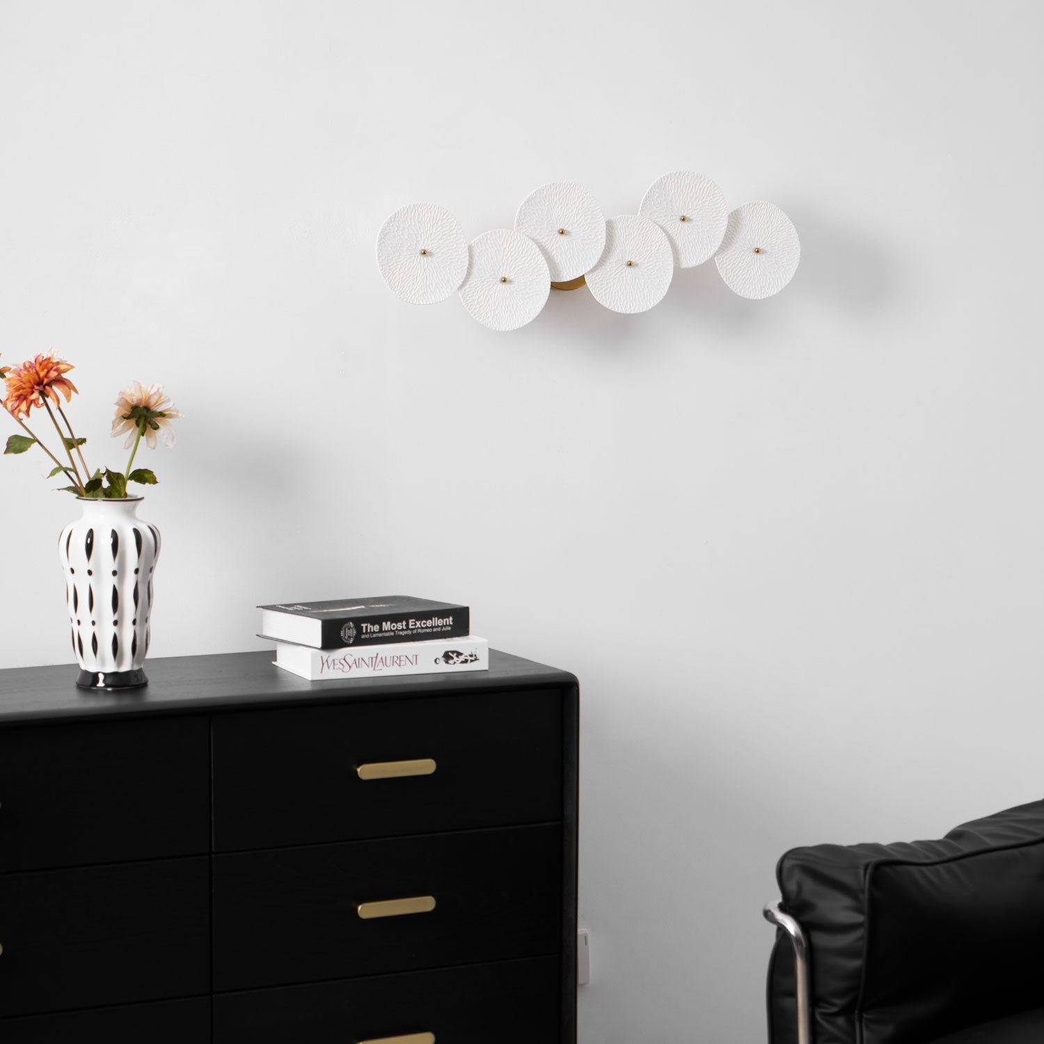 Joray Lotus Wall Light