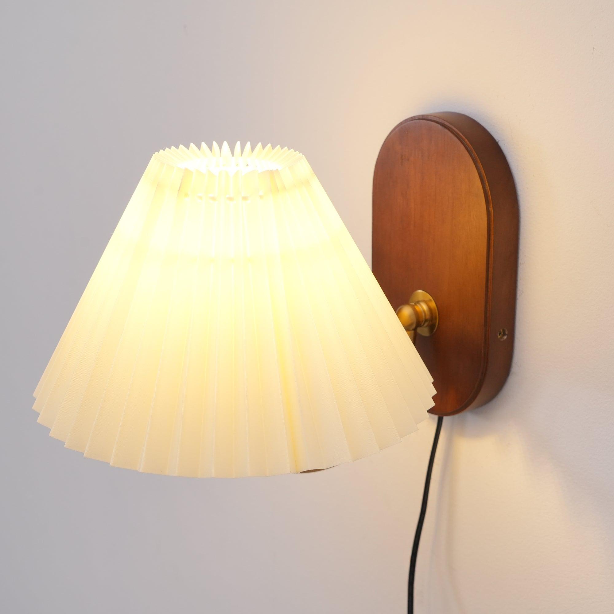 Quinialin Wall Light