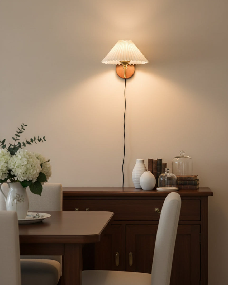 Quinialin Wall Light