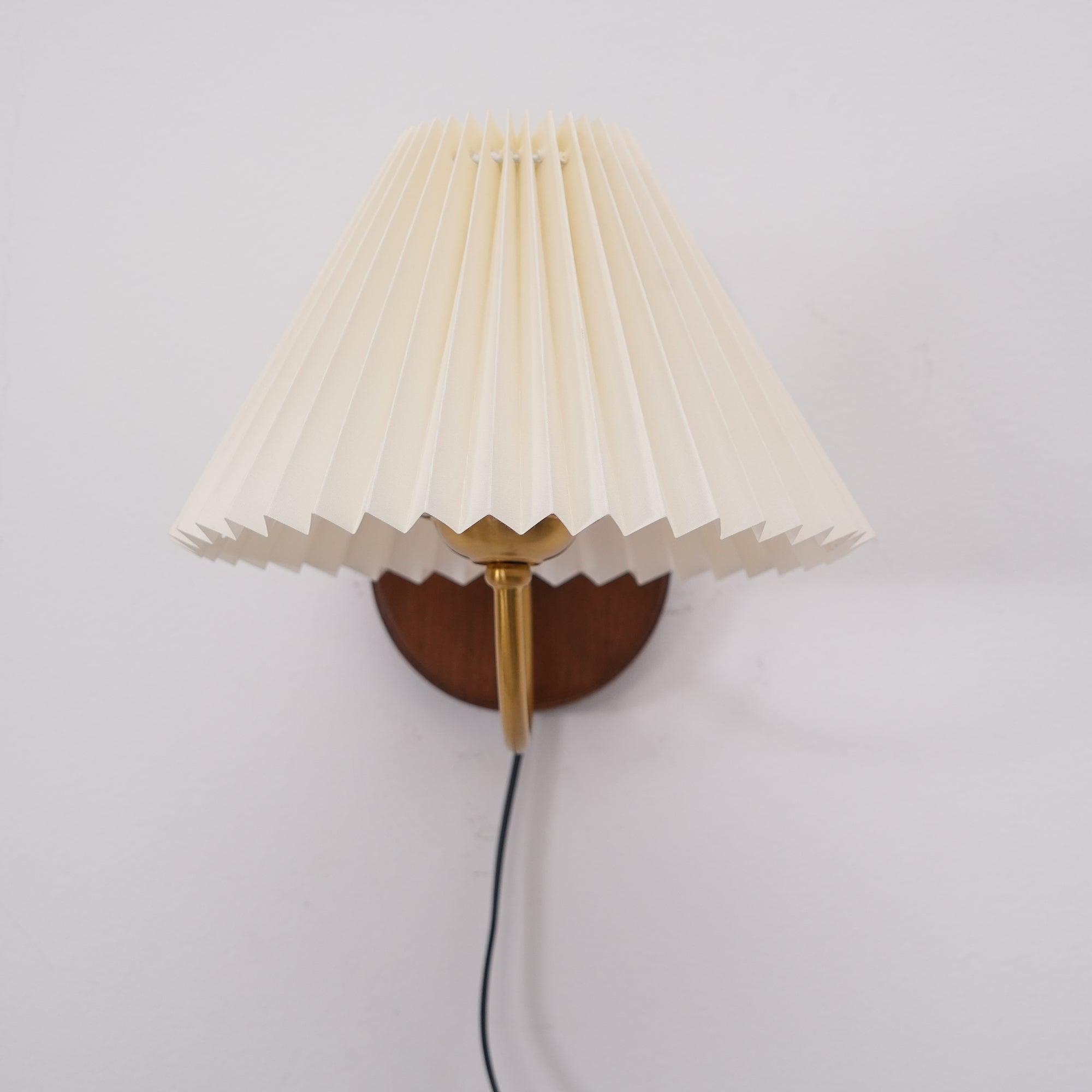 Quinialin Wall Light