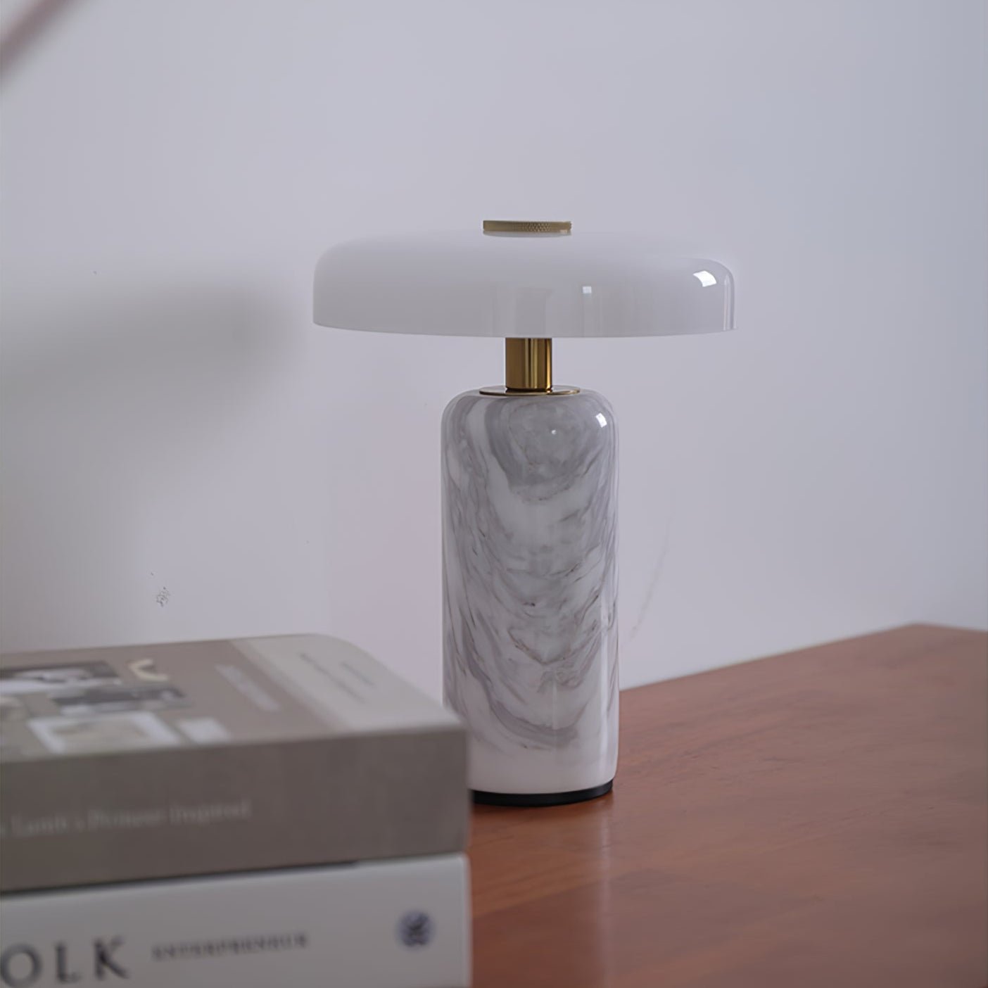 Sagean Marble Table Lamp