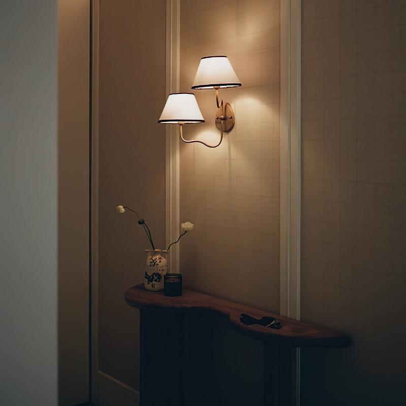 Zelioton Wall Light