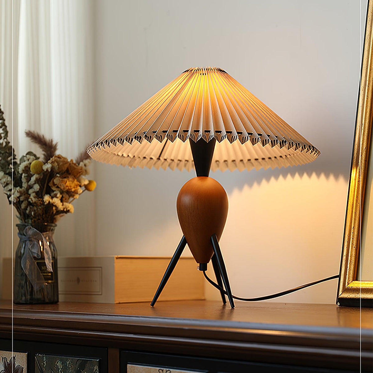 Makie Table Lamp – detail 26