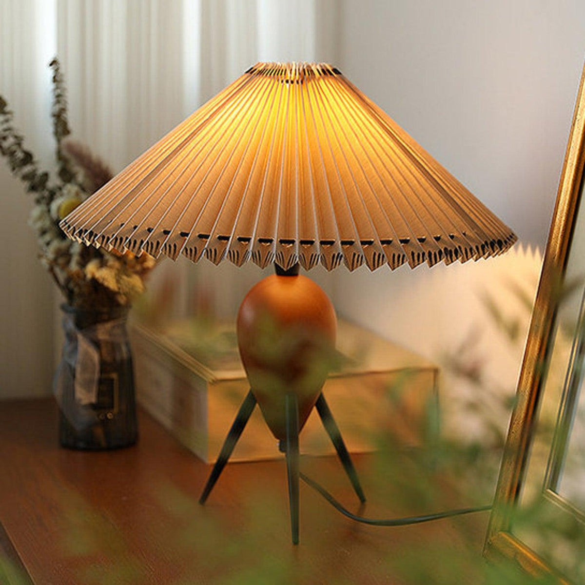 Makie Table Lamp – detail 3