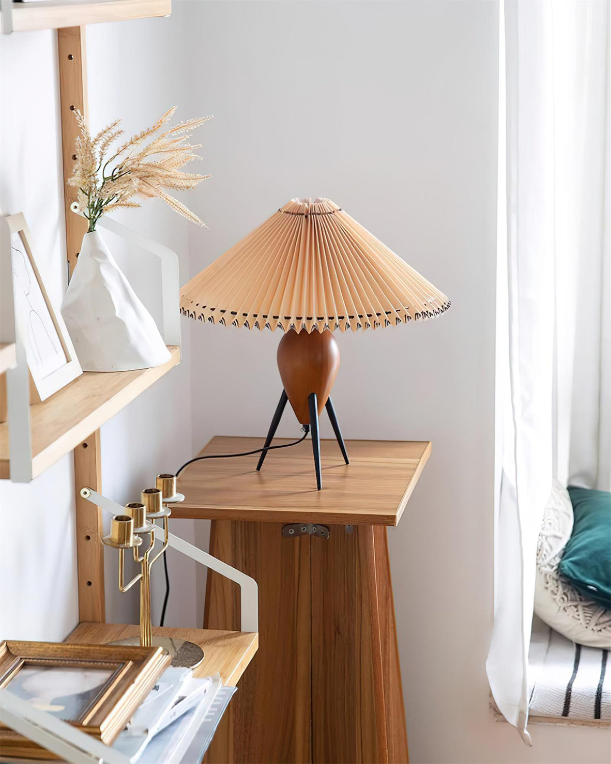 Covere Table Lamp