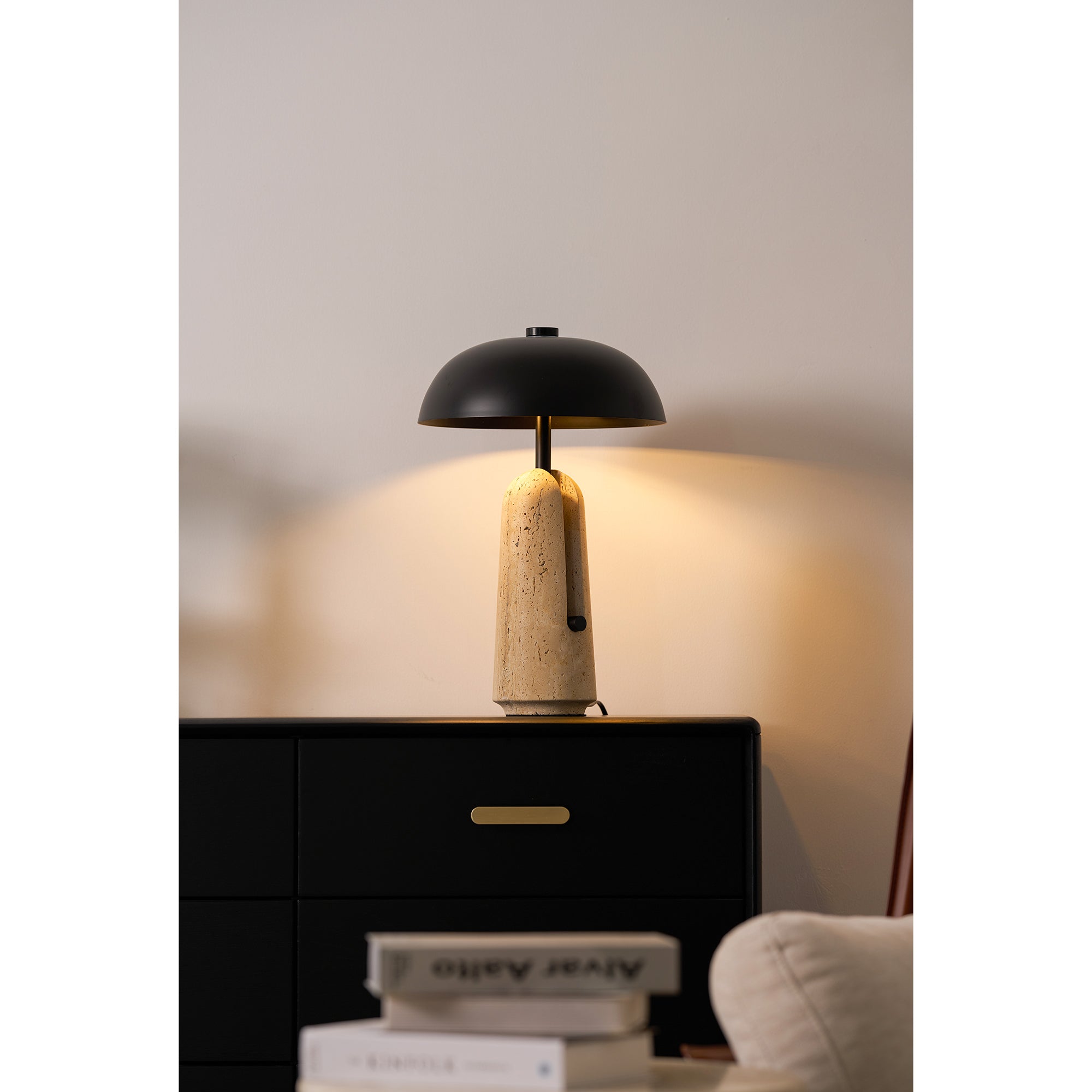 Coveliyn Table Lamp