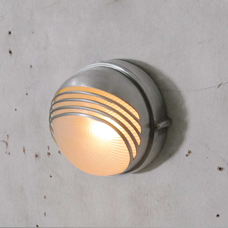 Riova Outdoor Wall Light