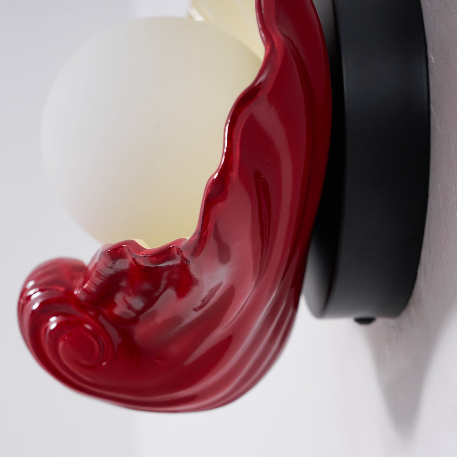 Haleen Wall Light