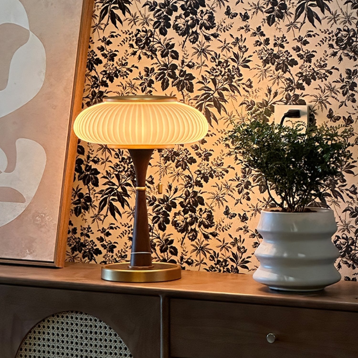 Motesku Table Lamp