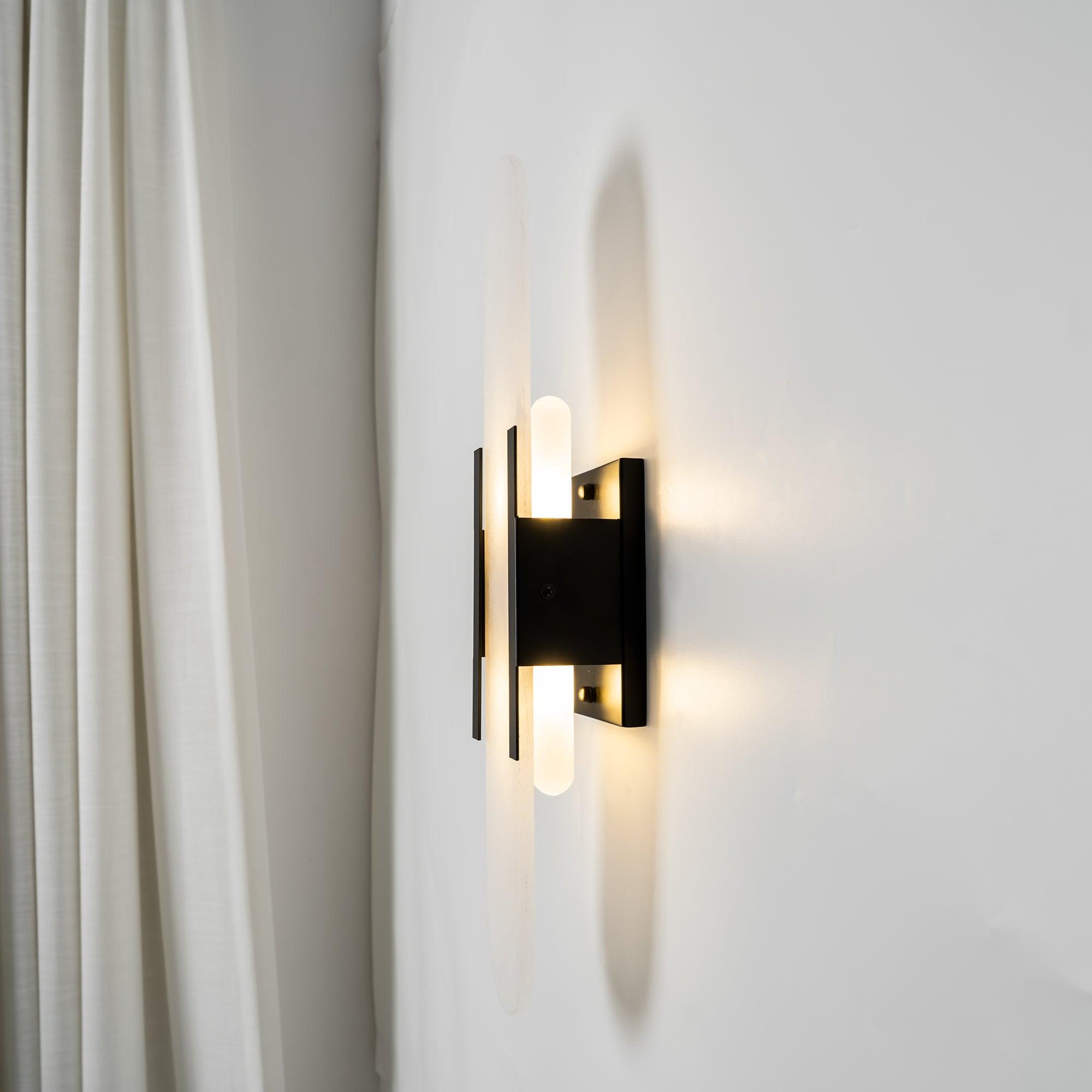 Koava Wall Light