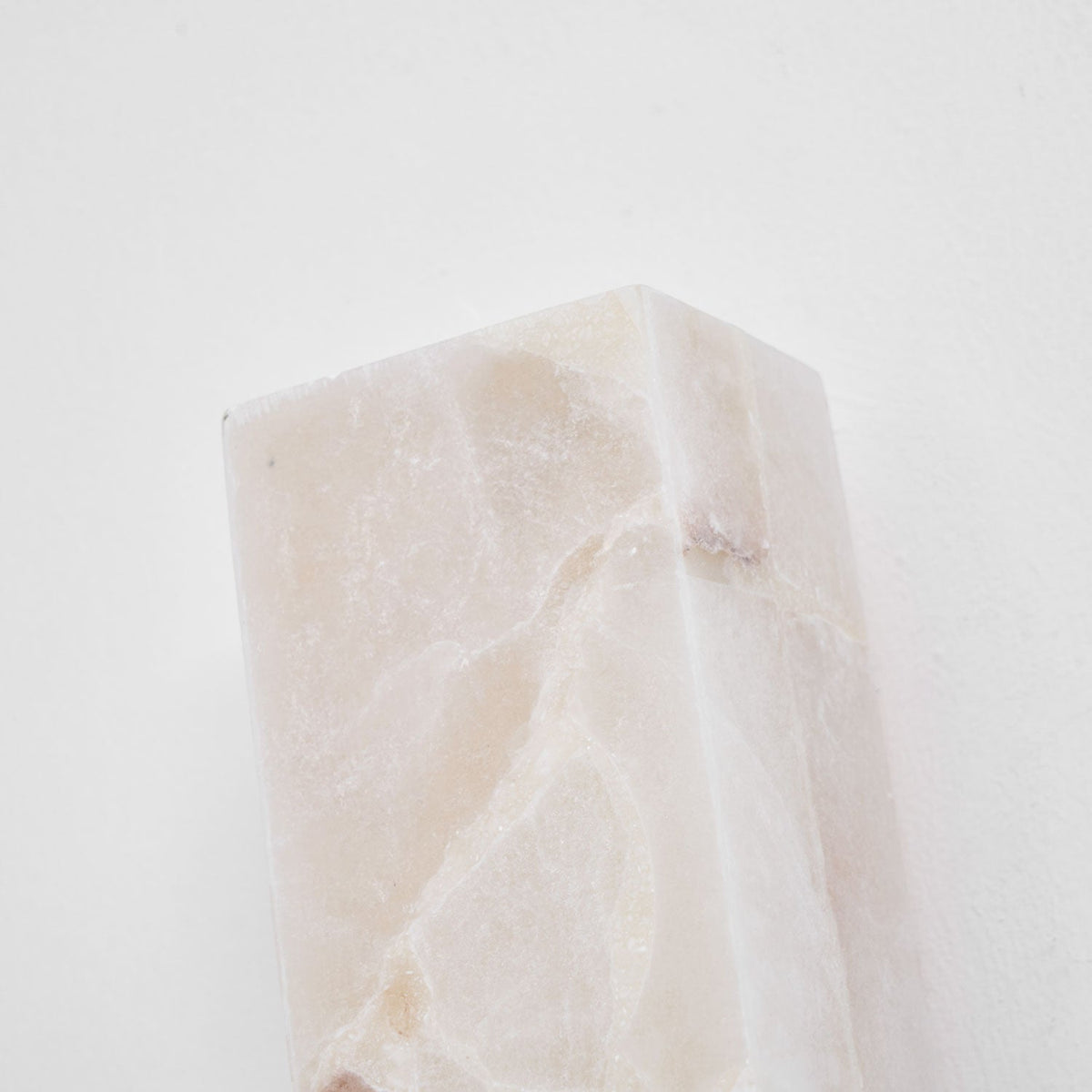 Milan Alabaster Wall Sconce – detail 36