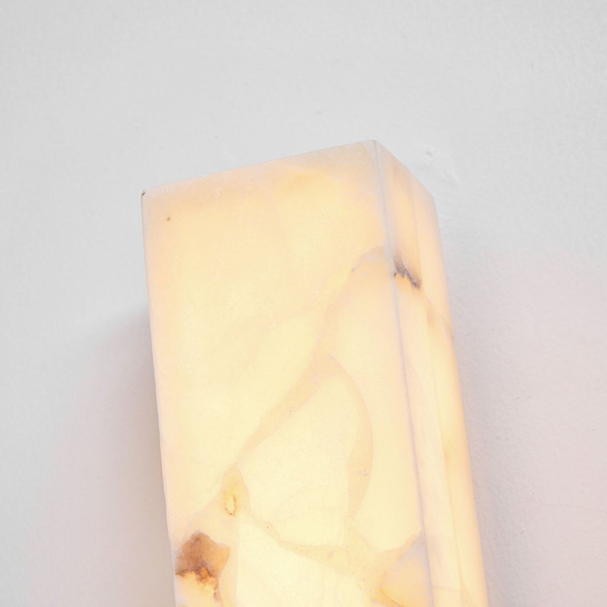 Milan Alabaster Wall Sconce – detail 37