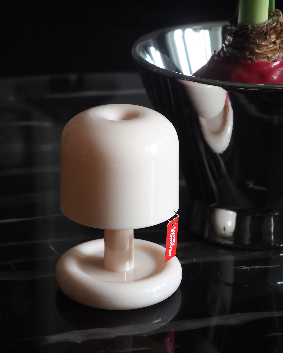 Avia Mushroom Table Lamp