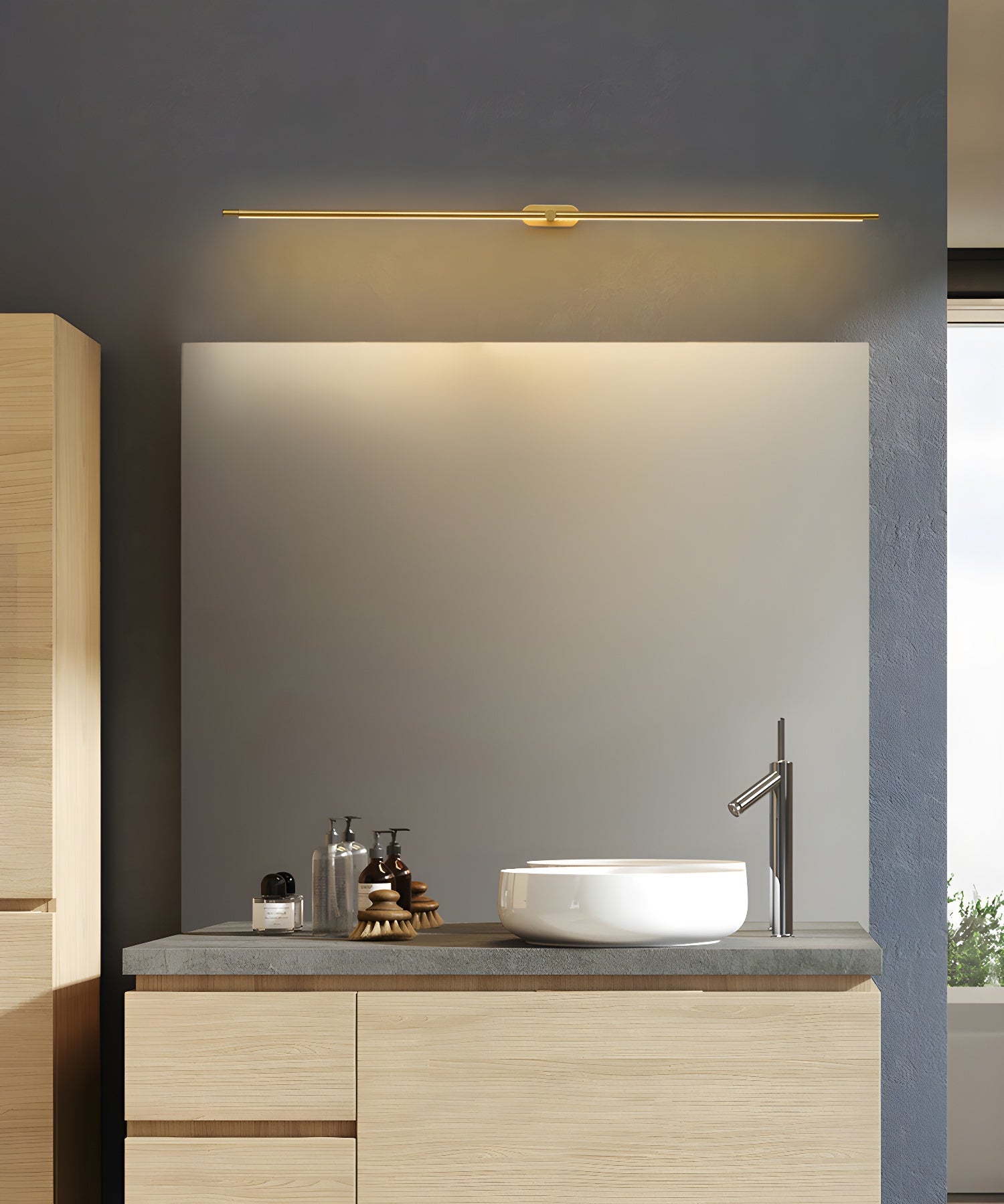 Briolen Linear Wall Light