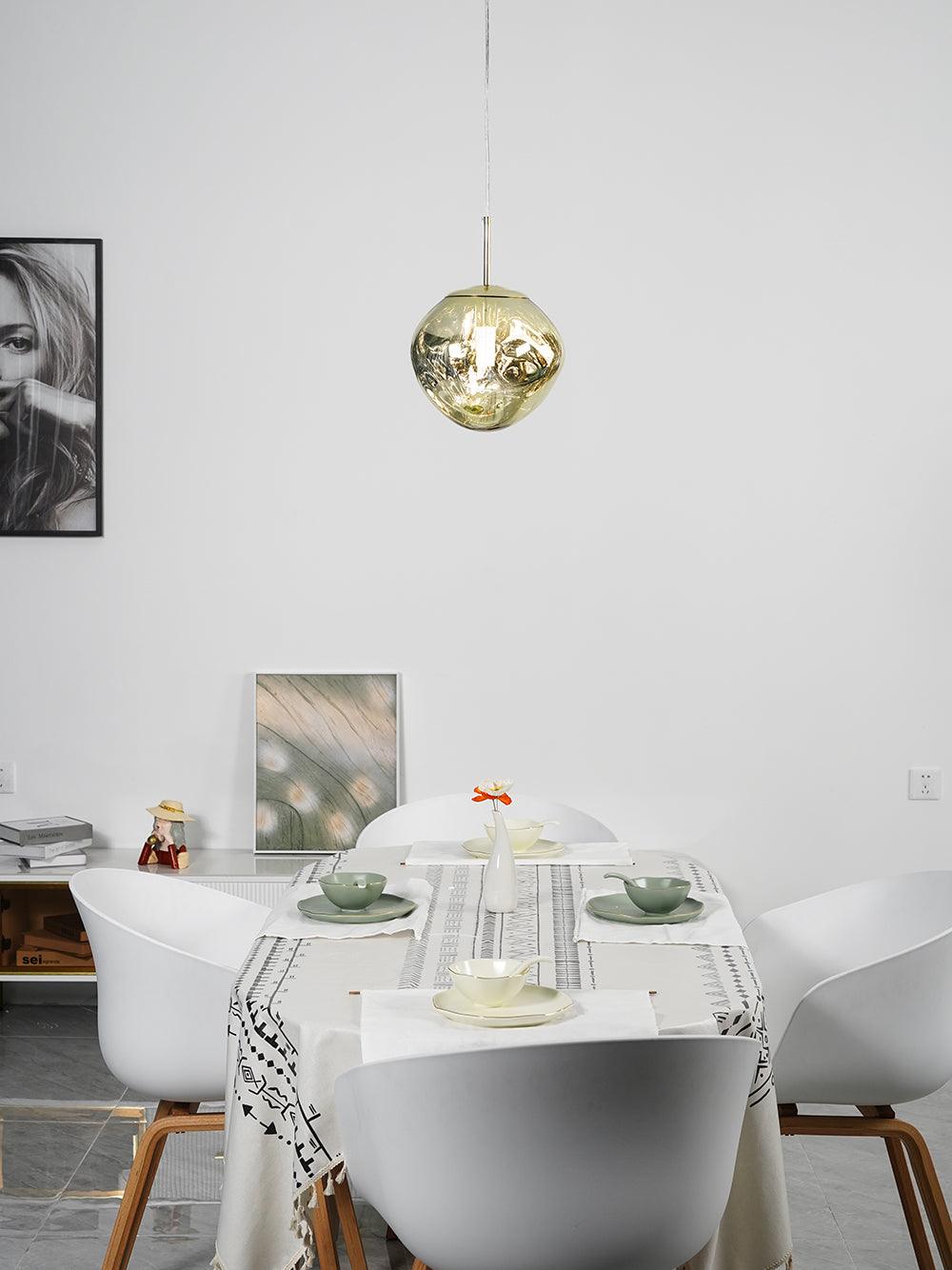 Loronova Pendant Light