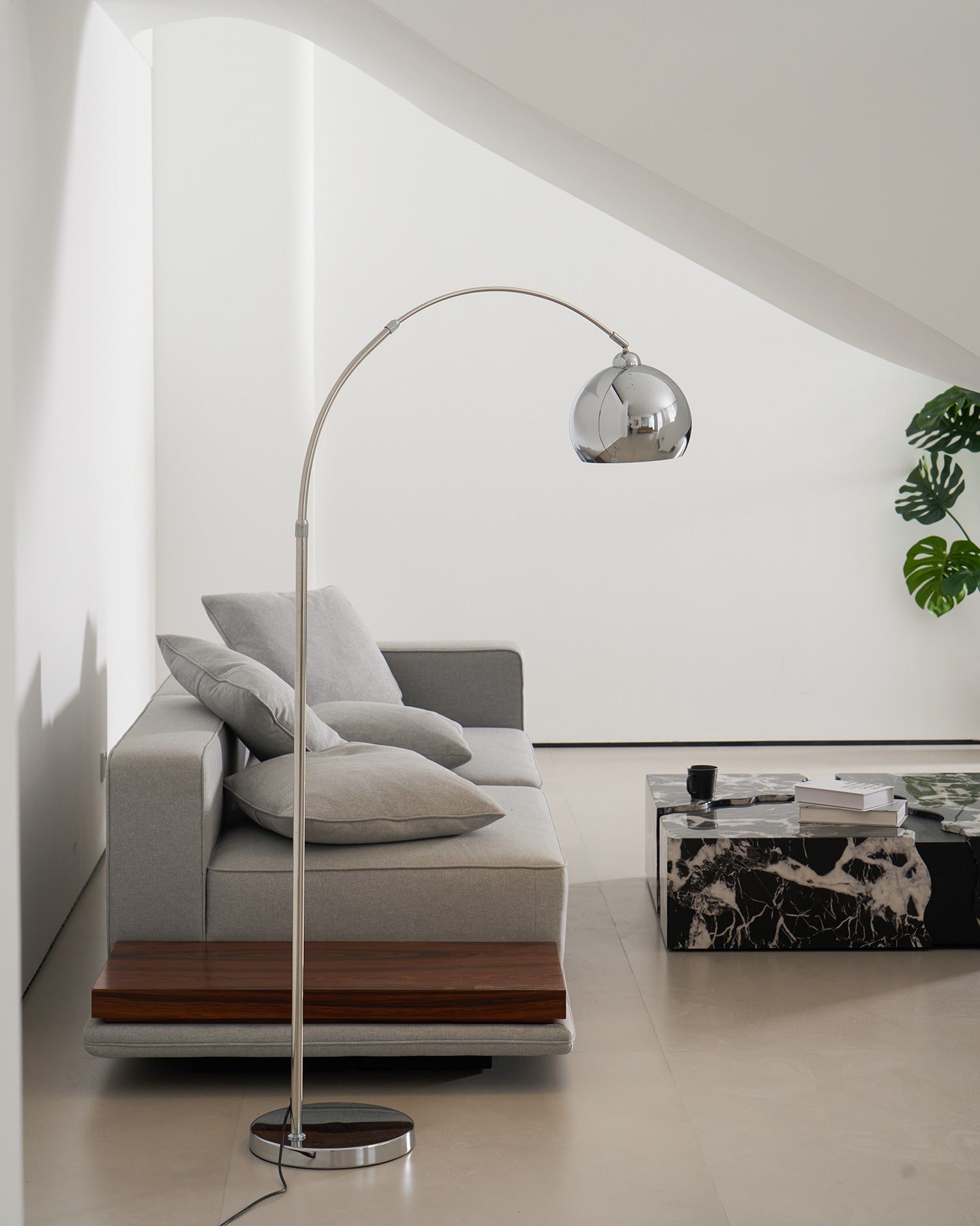 Paxvenay Modern Floor Lamp