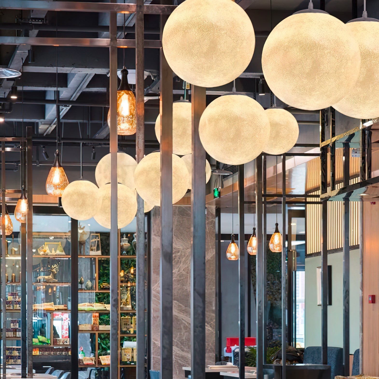 Camu Globe Pendant Light
