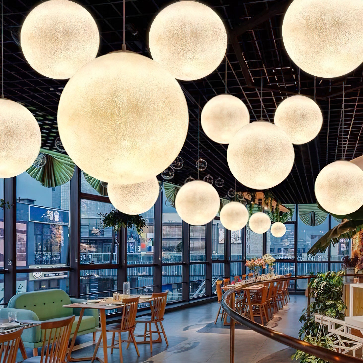 Camu Globe Pendant Light