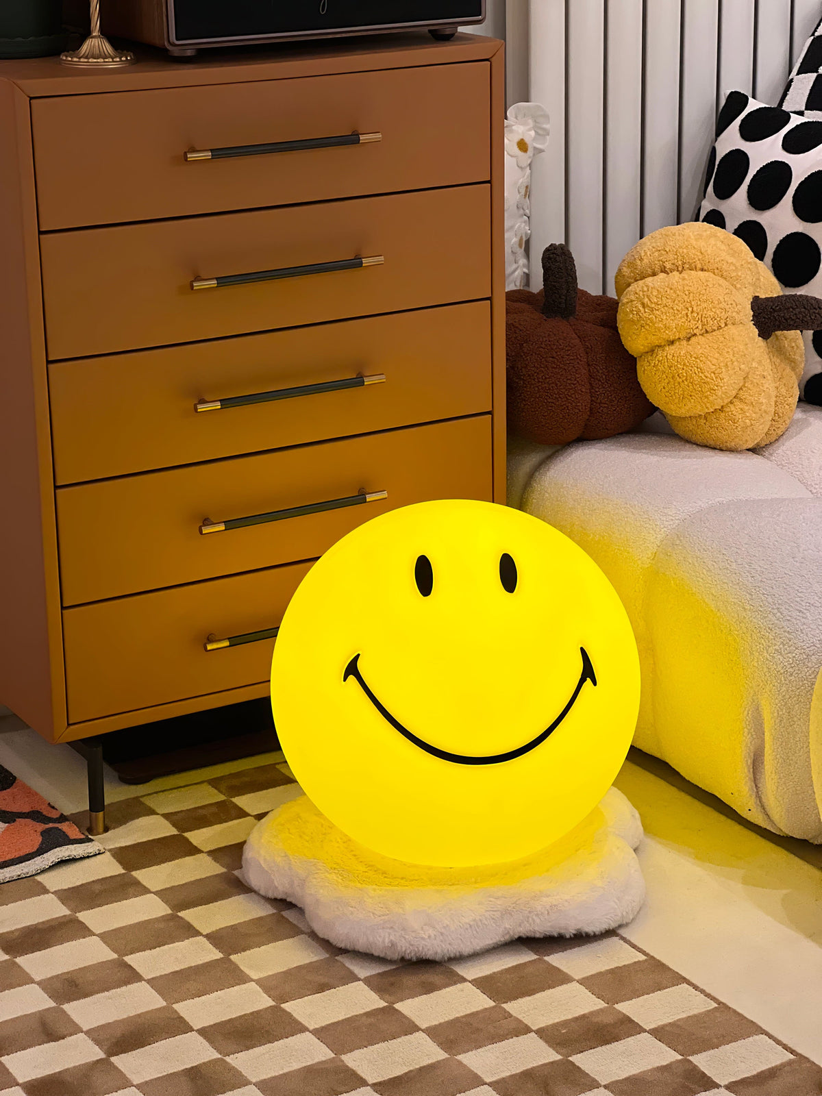 Smiley Table Lamp – detail 19