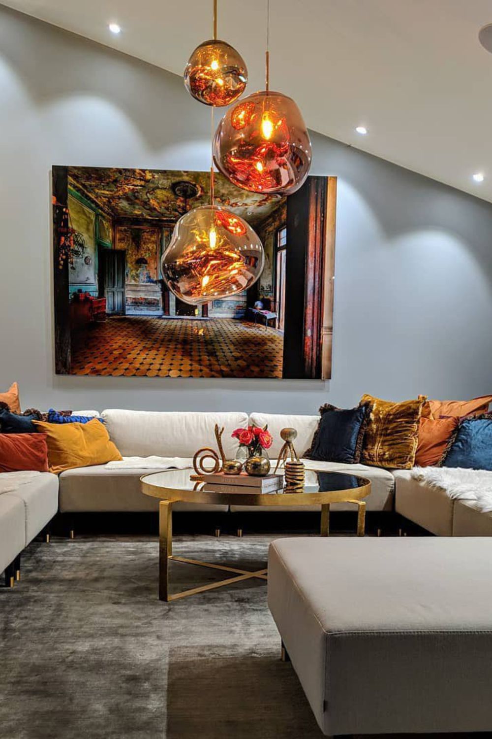 Loronova Pendant Light