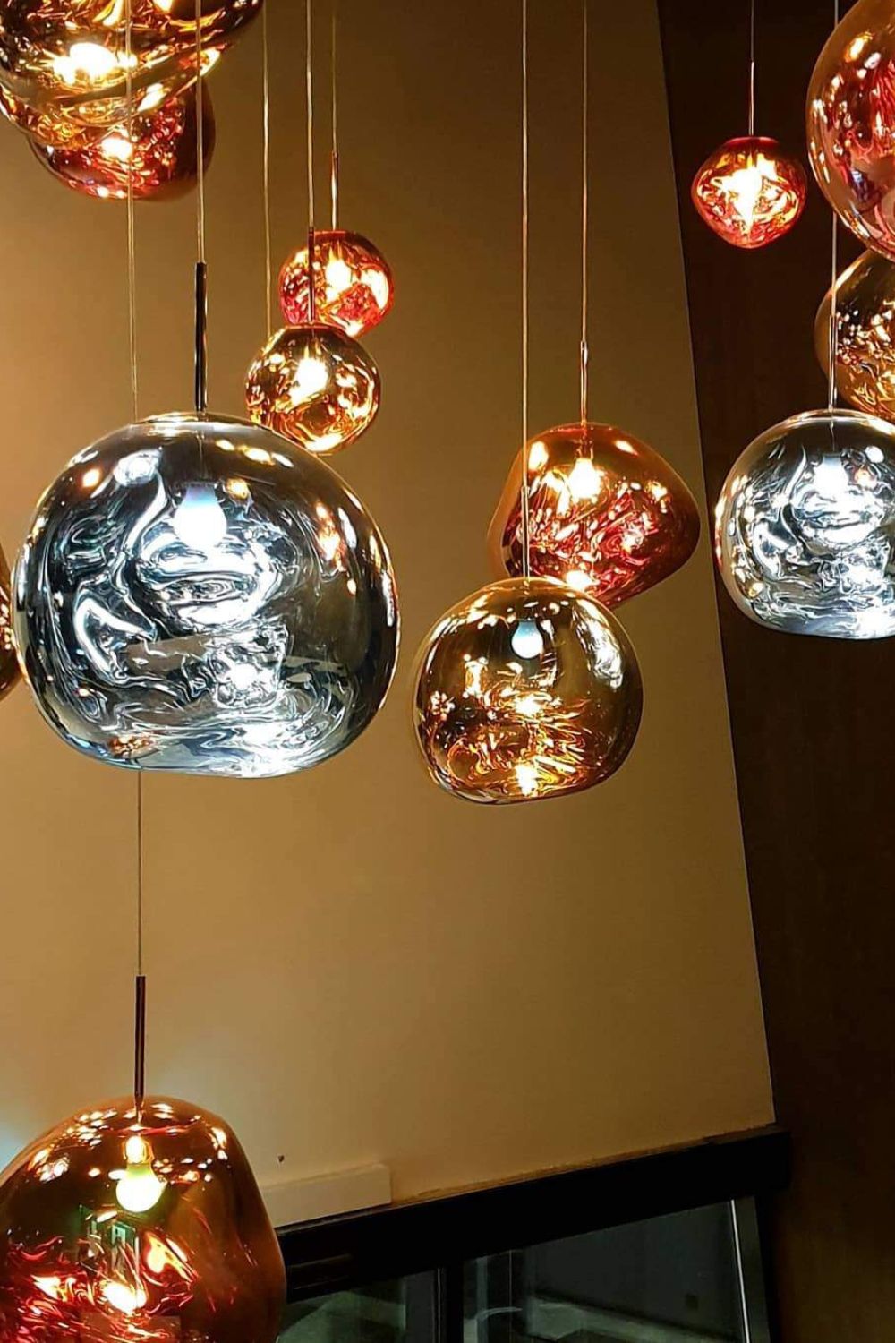 Loronova Pendant Light
