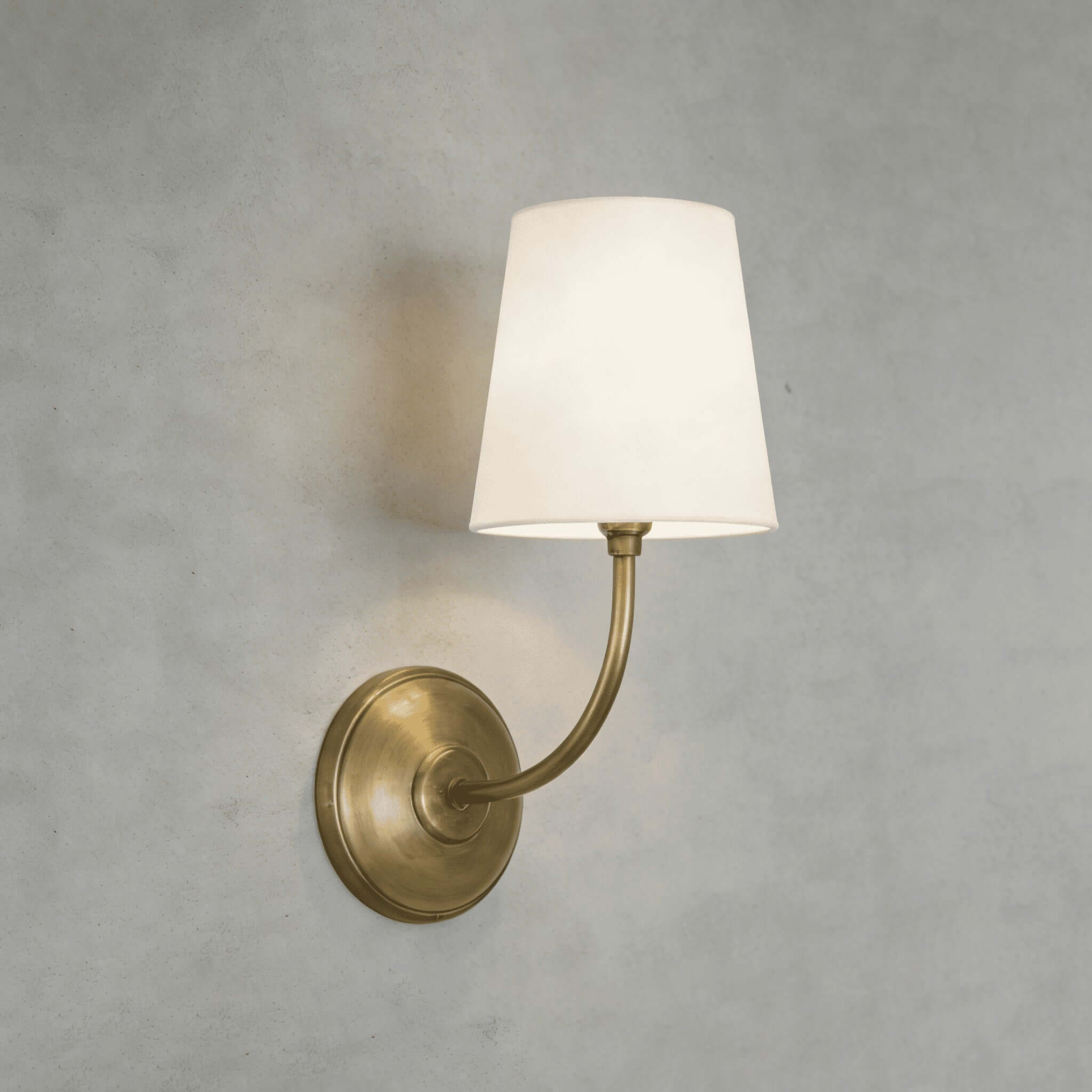 Reefva Wall Light