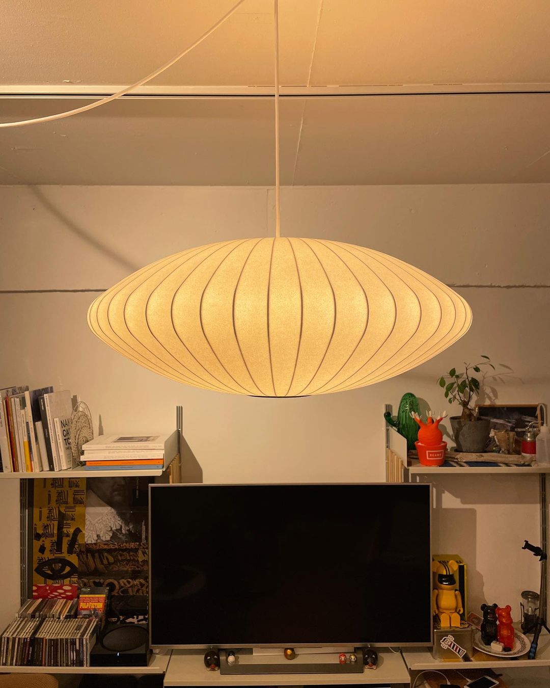 Liori Bubble Pendant Light