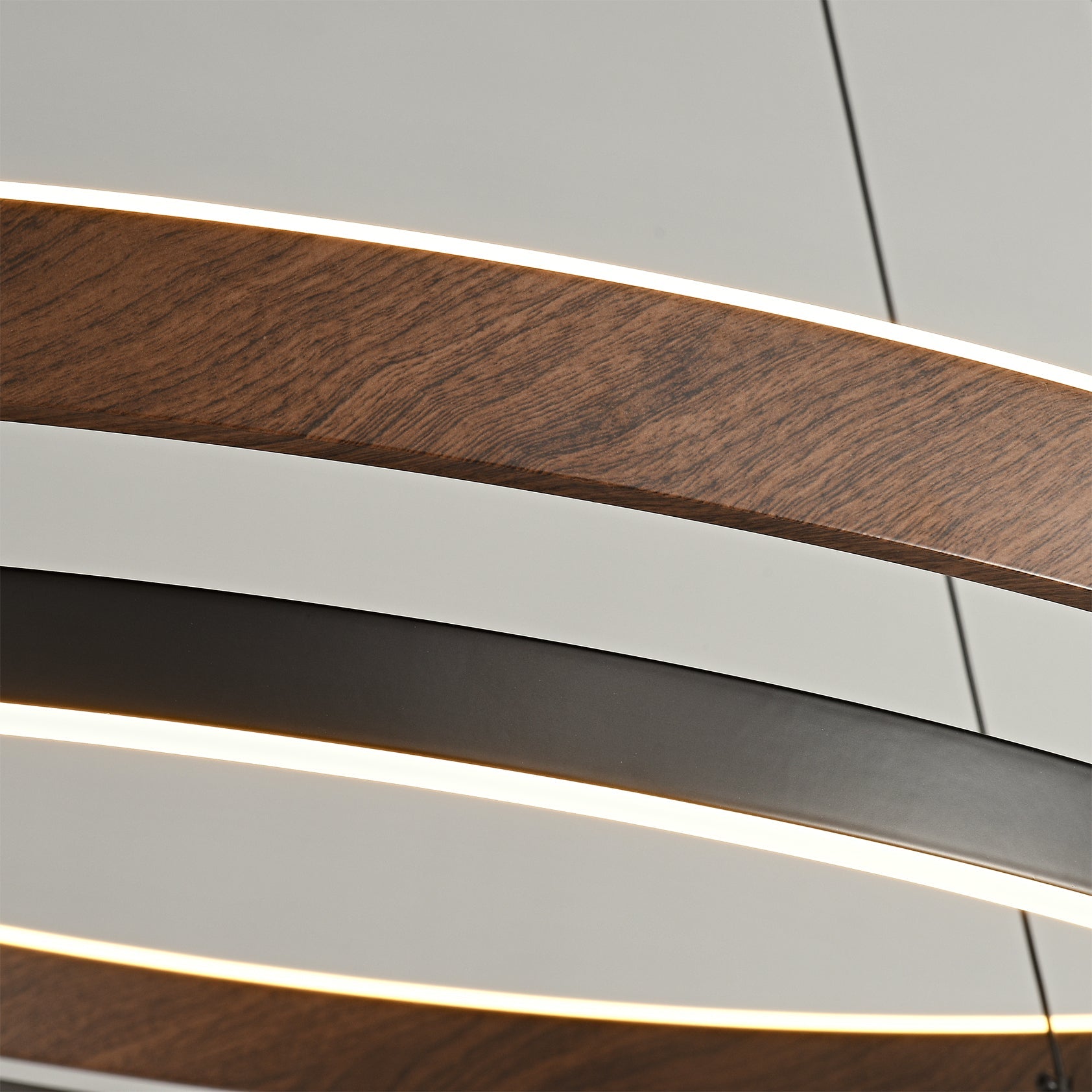 Arcorra Modern Chandelier