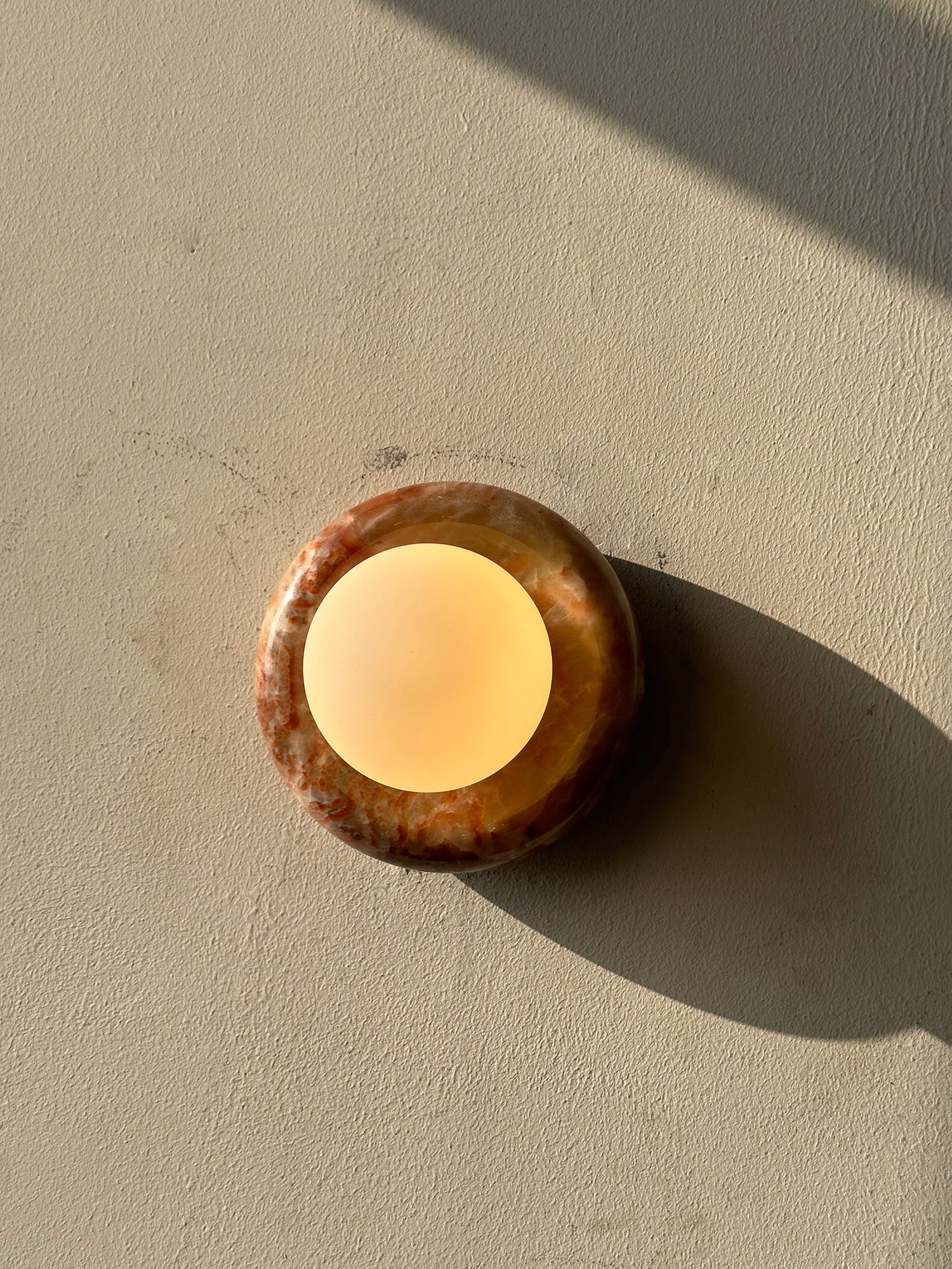 Wyno Wall Light