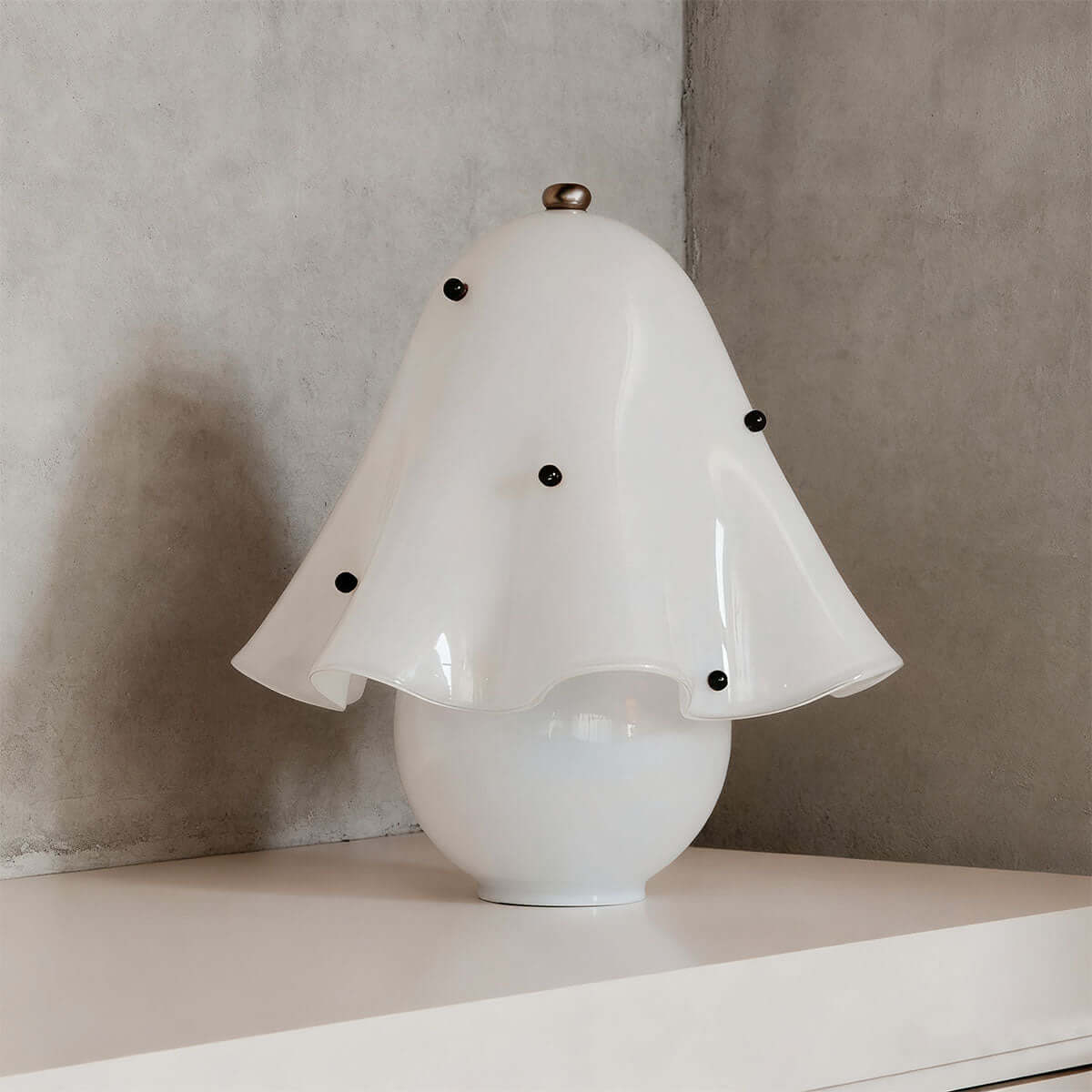 Quinva Table Lamp