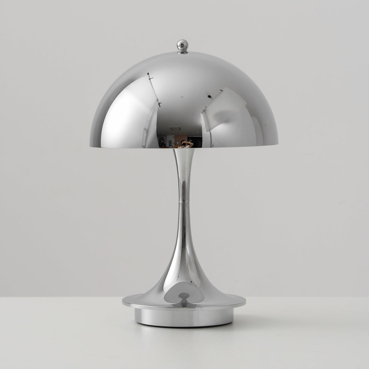Rivum Outdoor Table Lamp