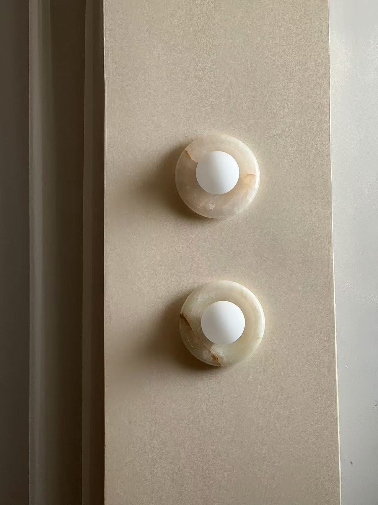 Emleyer Wall Light