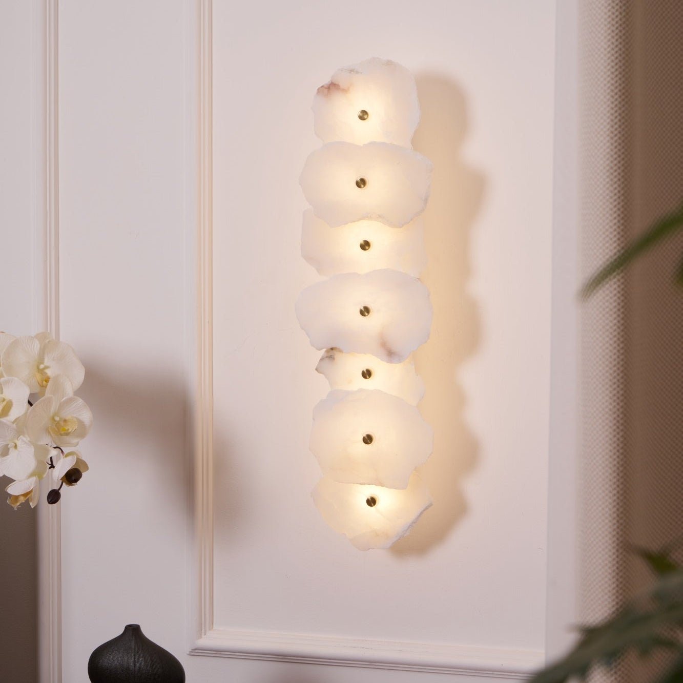 Westaylen Modern Wall Light