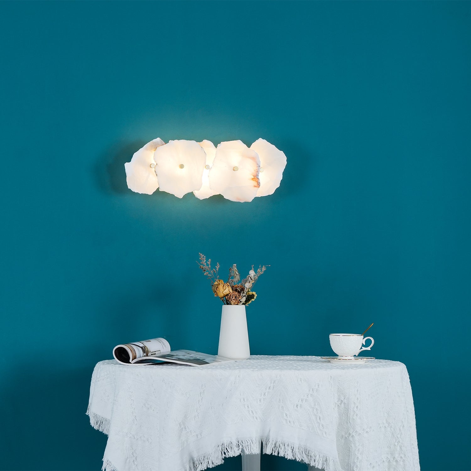 Westaylen Modern Wall Light