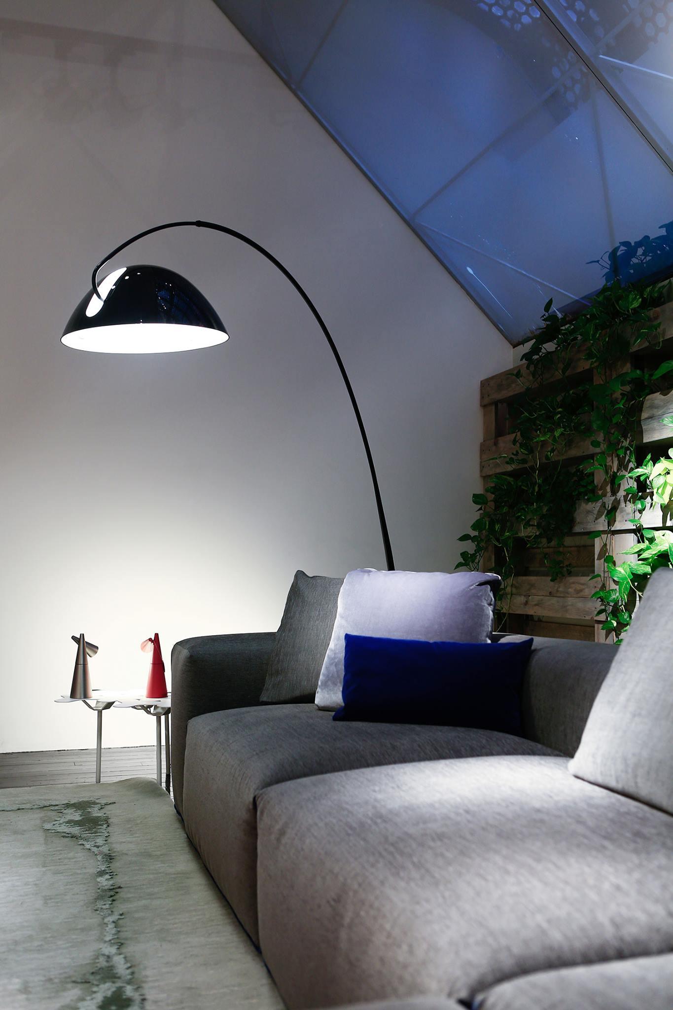 Deli Arc Floor Lamp