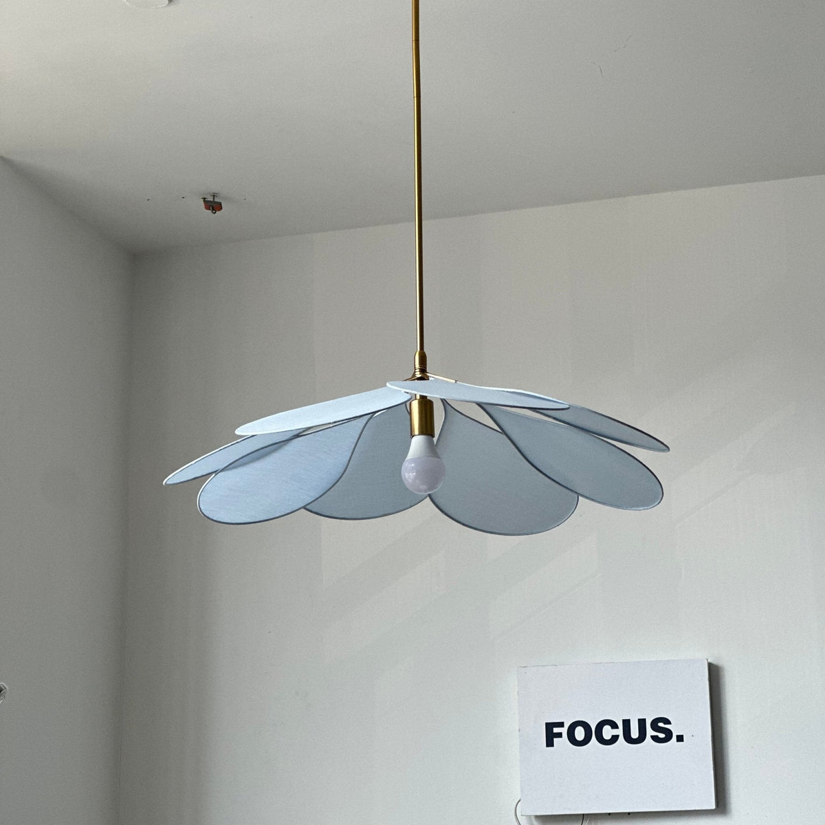Precieuse Petals Pendant Lamp - Vakkerlight