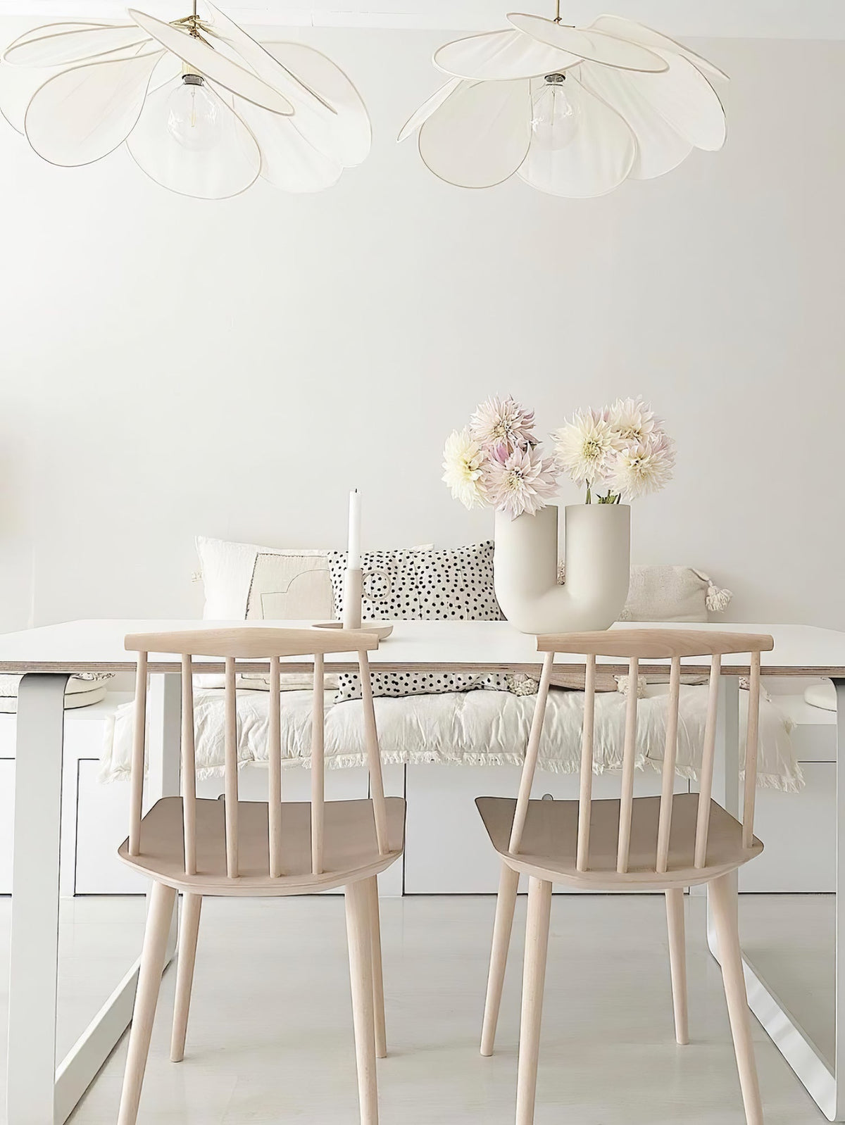 Foxli Petal Pendant Light