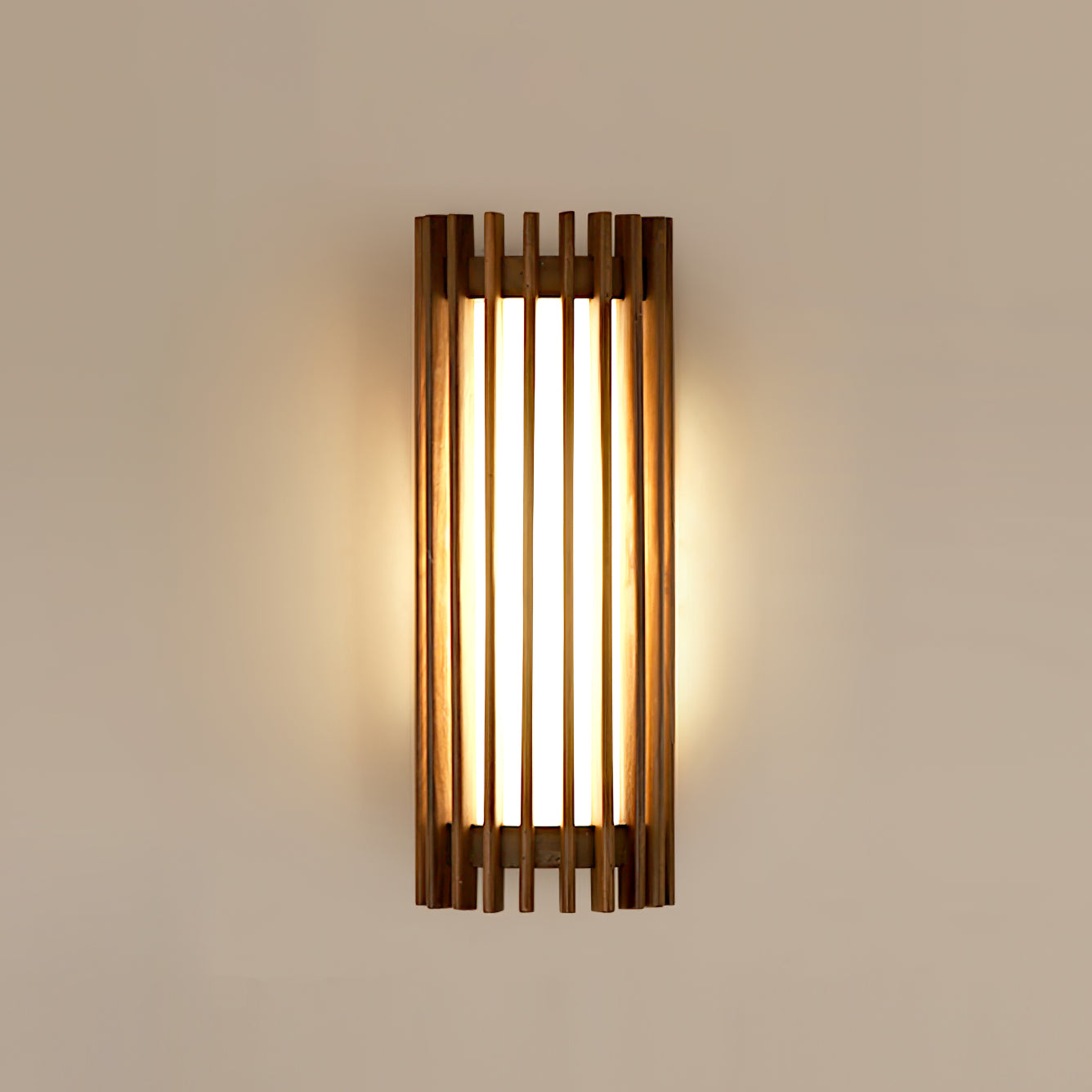 Wynenio Wall Light