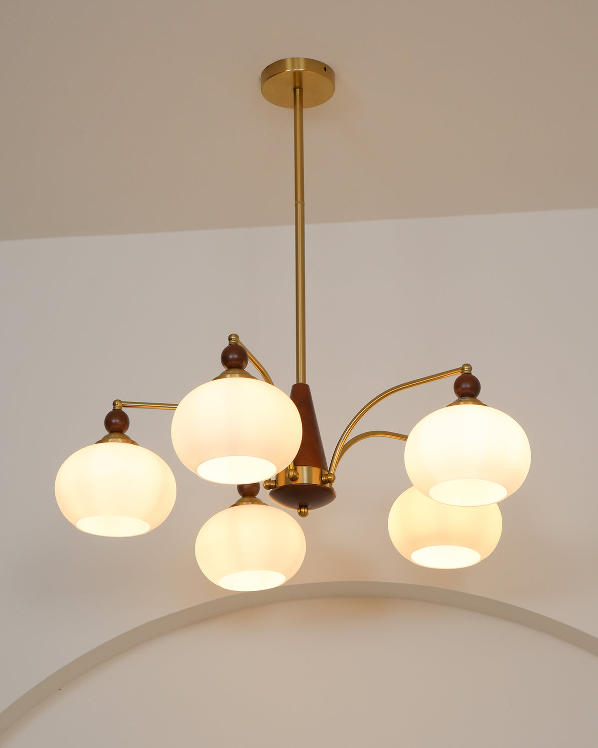 Rioka Retro Chandelier