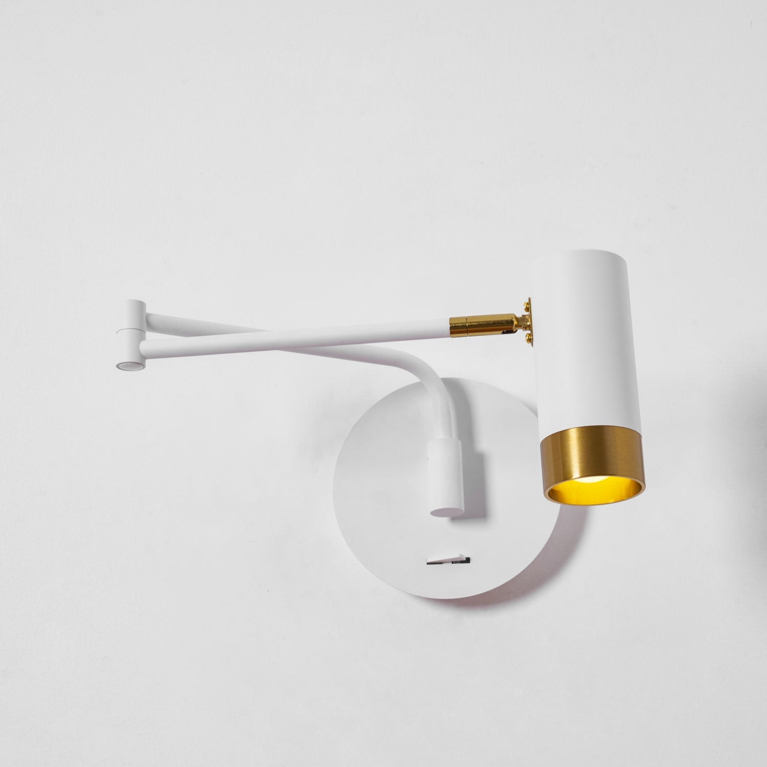 Soraon Linear Wall Light