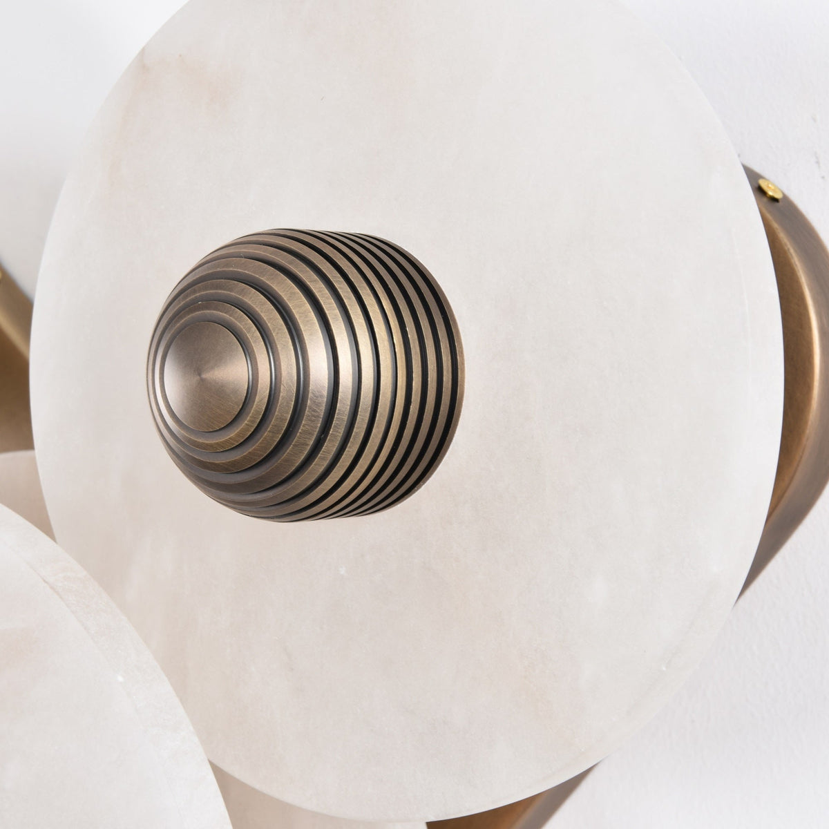 Nayra Alabaster Wall Lamp - Vakkerlight