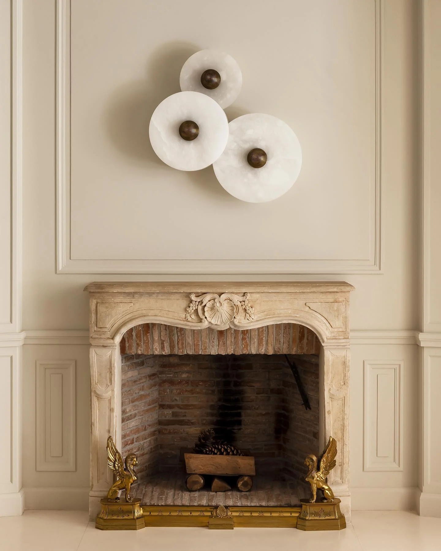 Jorliey Round Wall Light