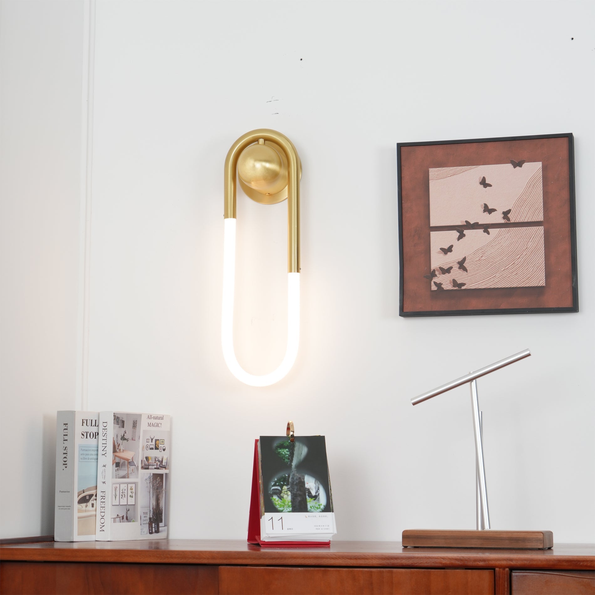 Macove Loop Wall Light