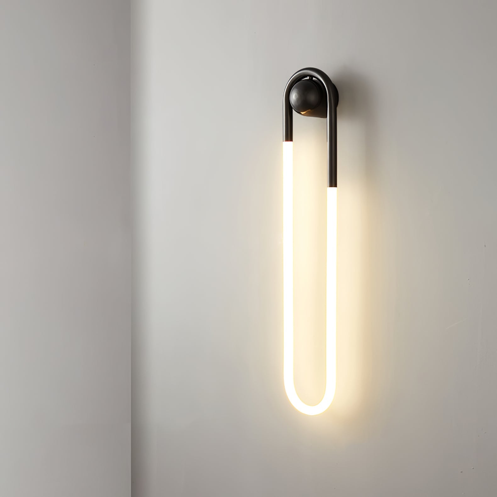 Macove Loop Wall Light